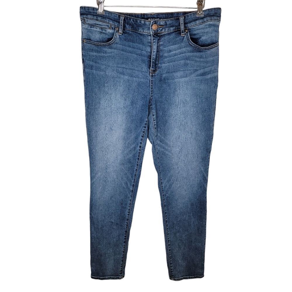 Chico's Platinum Jegging Denim Jeans Size 2 (Large/12)